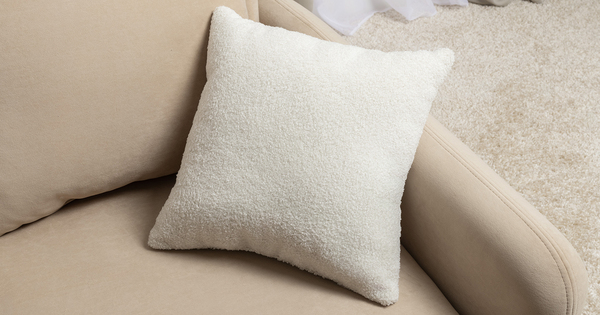 Диван-кровать прямой Дакота ТД 582 велюр Vendetta 02 кремовый, Riga 1598 z1 col 6 бежевый, Romeo 02